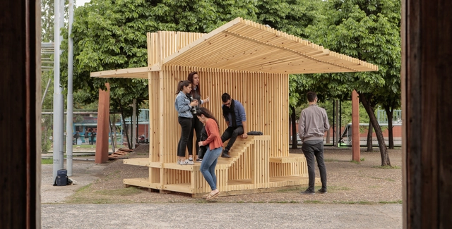 1000 metros lineales de madera para crear dispositivos públicos en Córdoba - Imagen Principal