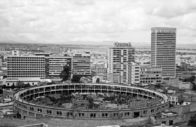 Bogotá, según la fotografía de Hernán Díaz - Imagen Principal
