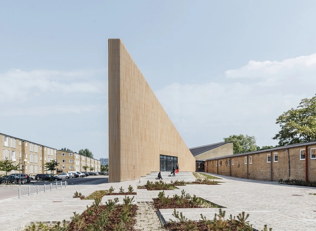 Biblioteca y Casa de la Cultura de Tingbjerg / Cobe - Bibliotecas