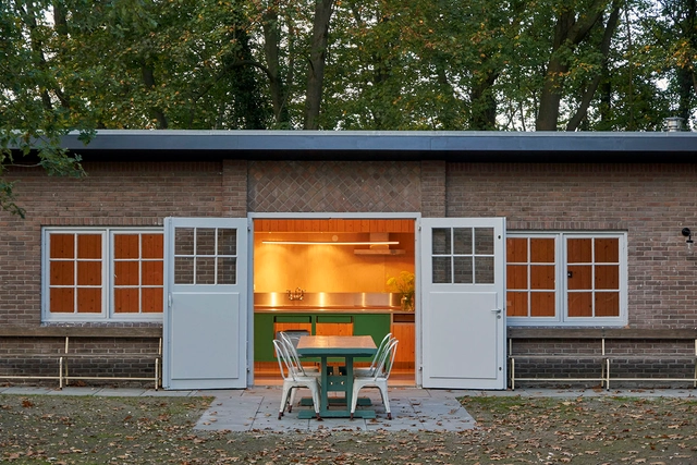 Cabana Woodlan Epse / Eek en Dekkers - Remodelação