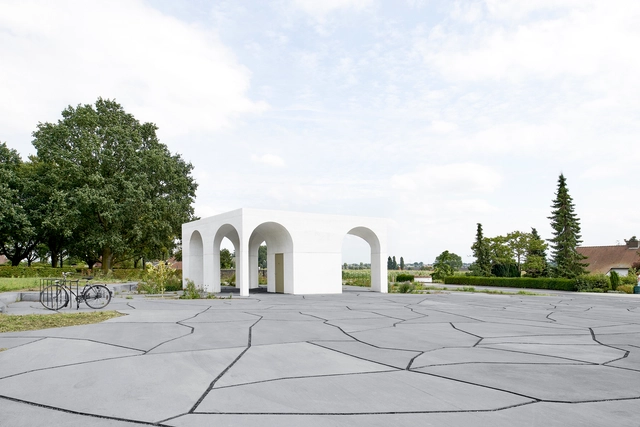 Six Vaults Pavilion / Gijs Van Vaerenbergh  - Pabellón