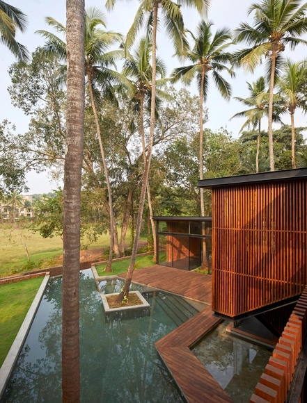 Villa in the Palms / Abraham John Architects - Casas