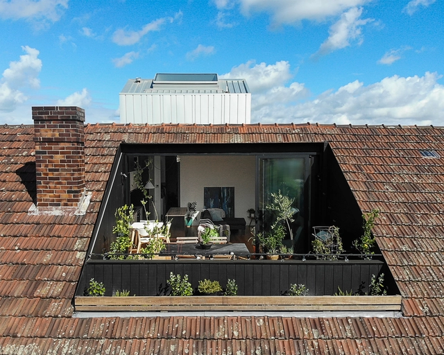 H.I.V.E. X FIVE / Megowan Architectural - Casas