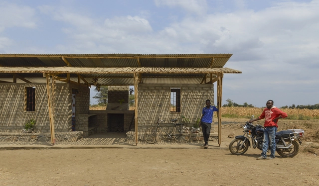Tijolo por tijolo: casa do médico para Maji Moto / Studio TOTALE - Casas