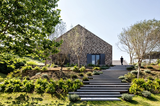 Casa 03 / Kiko Salomão - Casas, Jardim, Escada, Fachada