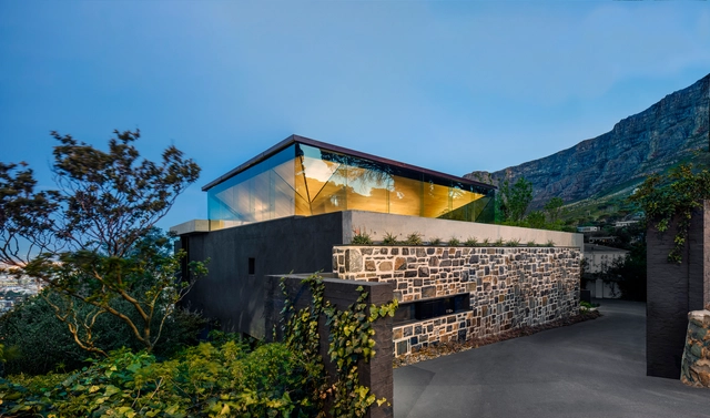 Kloof 119A / SAOTA - Casas