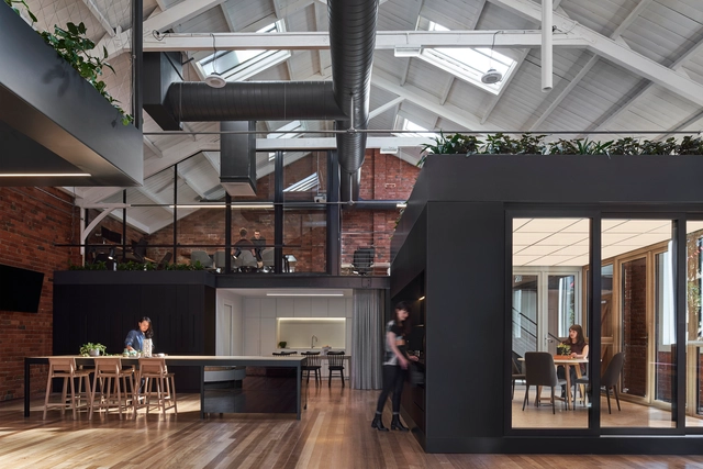 Exhibición Design Haus de REHAU / Taylor Knights - Showroom