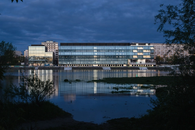 Edificio Tides / Kurylowicz & Associates - Arquitectura De Oficinas