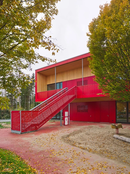 Casa para niños Gilching / Hirner and Riehl Architekten - Guardería