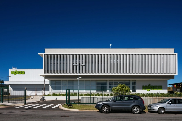 WAGO / Paulo Bruna Arquitetos Associados - Arquitetura Industrial, Fachada