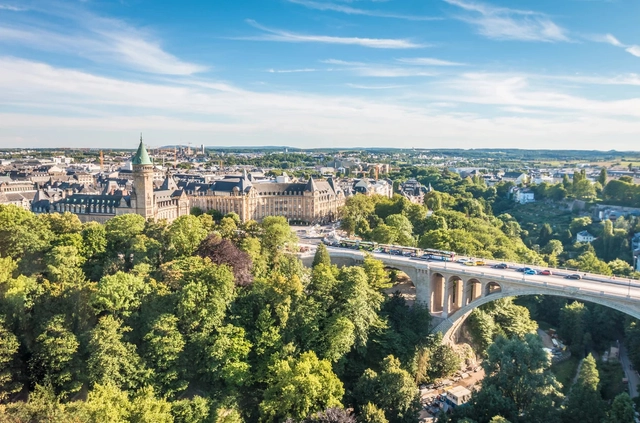 Luxemburgo será primeiro país a liberar transporte público gratuito - Imagem de Destaque
