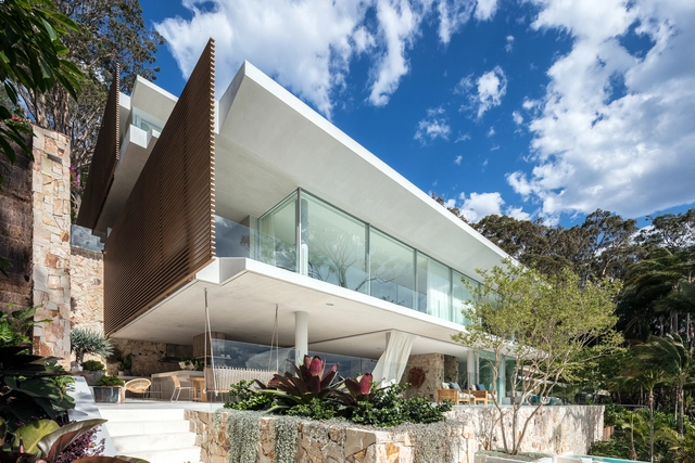 Retiro à Beira Mar / Koichi Takada Architects - Casas