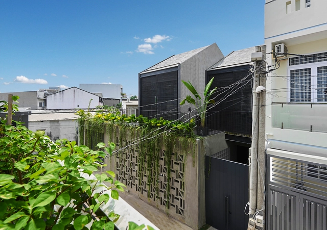 Casa vecina / N+architects - Casas