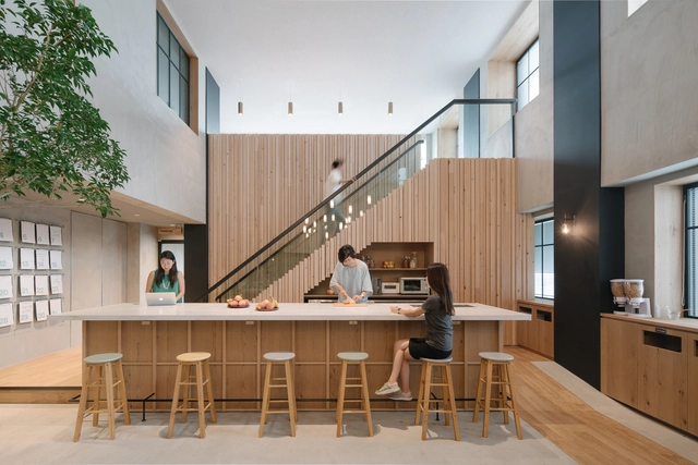 Airbnb Tokyo / Suppose Design Office - Offices Interiors, Kitchen, Stairs, Facade, Handrail, Beam, Table, Chair, Countertop