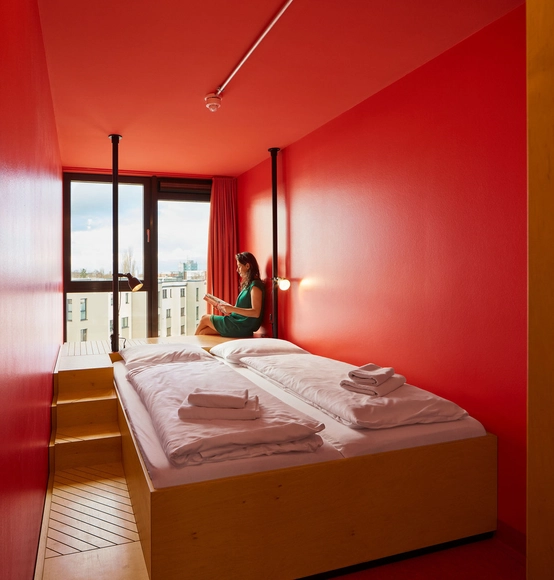德国海港集装箱旅馆 / Kinzo Architekten GmbH + Holzer Kobler Architekturen - 室内设计