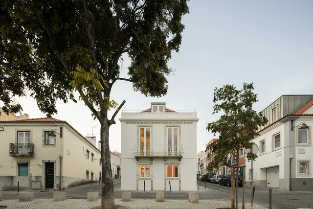 Casa na Ajuda / SMG Arquitectos - Casas, Fachada, Porta, Arco