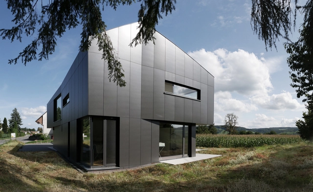 Black House / Benjamin Heller - Exterior Photography, Houses, Facade