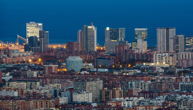 El 30% de los nuevos pisos en Barcelona deberán ser vivienda protegida - Imagen Principal