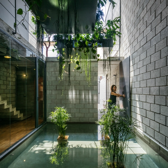 Casas brasileñas en terrenos estrechos - Imagen Principal