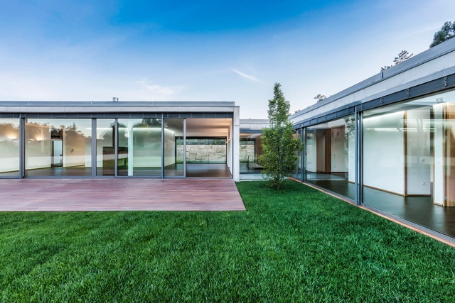 Campo das Paulas / FCC Arquitectura - Casas