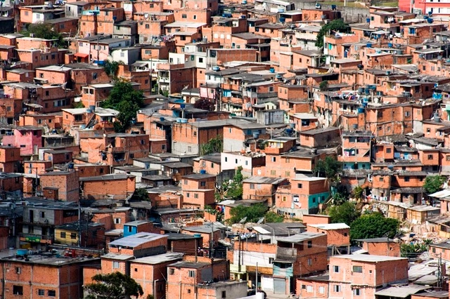 Brincreto, a iniciativa que transformou um terreno vazio em Paraisópolis em um espaço de brincar - Imagem de Destaque