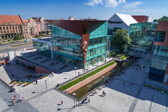Forum Gdańsk / SUD Polska - Centros Comerciales