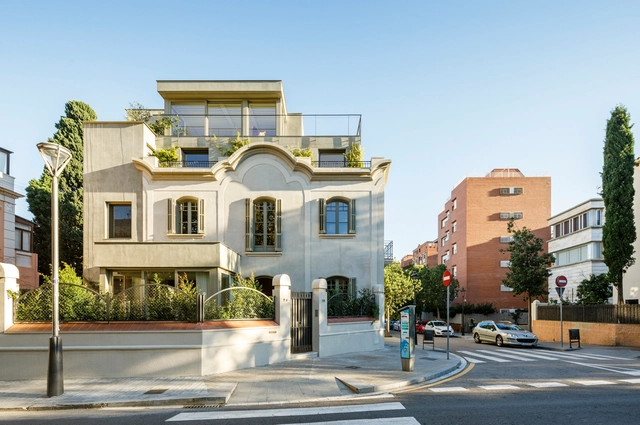Rehabilitación Vivienda Unifamiliar en Barcelona / Lucia Olano Lafita Arquitecta - Renovación, Fachada