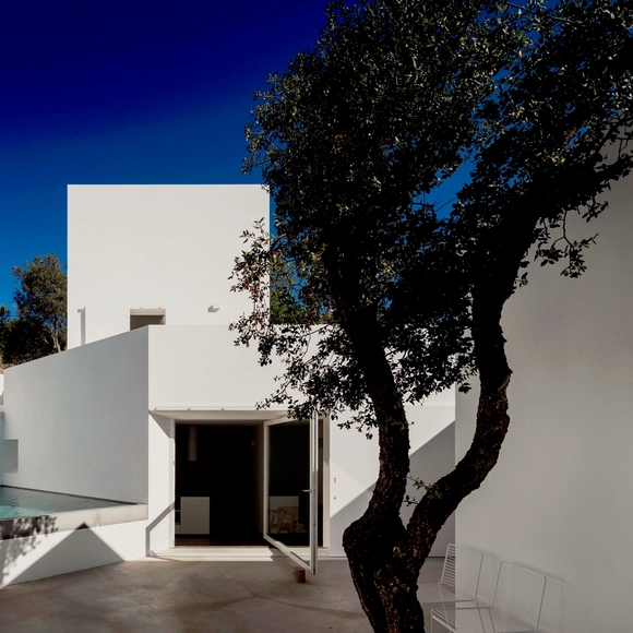 Casa Luum / Pedro Domingos - Casas