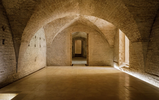 Intervención en los Sótanos del Palacio Mudéjar del Real Alcázar de Sevilla / Reina & Asociados - Hitos Y Monumentos, Arcada, Arco, Pilares