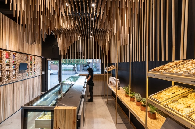 Picca / EFEEME arquitectos  - Tienda, Barandas, Iluminación