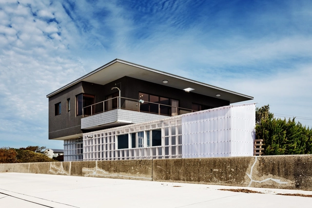 Renovated a Seaside Villa / nanometer architecture - Exterior Photography, Renovation, Facade