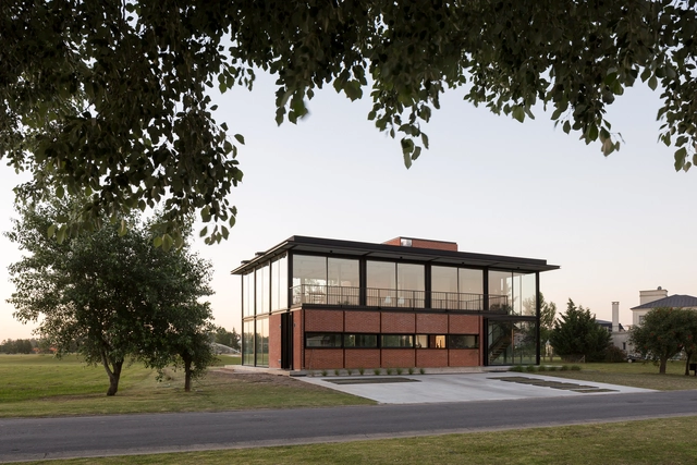 Casa San Eliseo / DRM Arquitectura - Casas