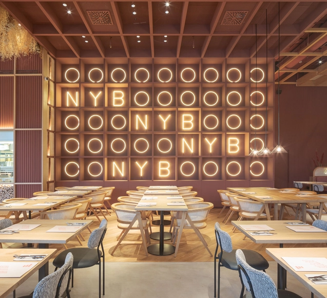 New York Burger Moraleja Green / Proyecto Singular SLP - Interior Design, Table, Chair