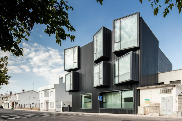 Santa Casa da Misericórdia’s Elderly Care Centre / Nuno Piedade Alexandre - Exterior Photography, Asylum, Facade