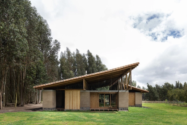 Casa Lasso / Rama Estudio - Interiores De Casas, Fachada, Bosque