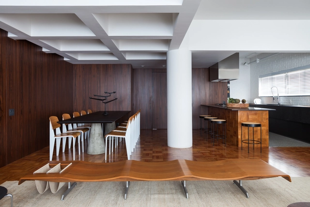 Apartamento Cincinato / Todos Arquitetura - Edifício De Apartamentos, Cozinha, Viga, Fachada, Mesa, Cadeira