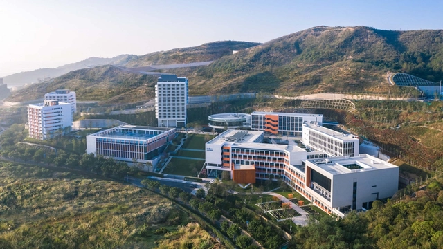 华润小径湾贝赛思国际学校 / 筑博设计-联合公设 - 中小学校