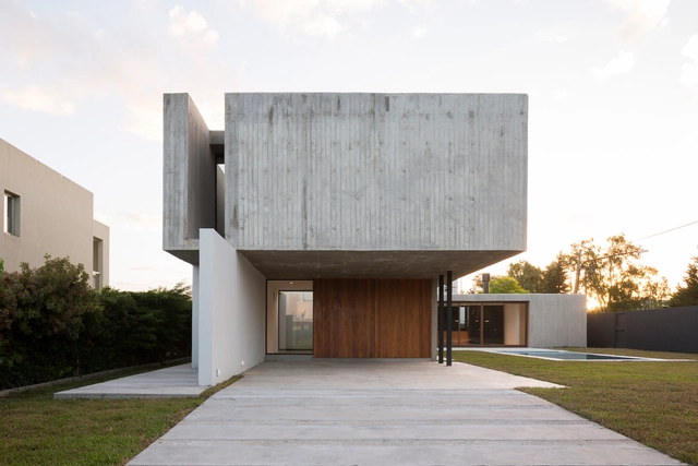 casaREX / Felipe Gonzalez Arzac Arquitecto - Casas, Patio interior, Fachada, Puerta
