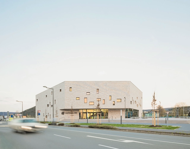 Lohr am Main 市民中心 / Bez+Kock Architekten - 其他公共行政建筑