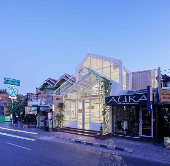 Concept Store / Garis Miring Studio - Mercado