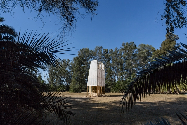 Observatório do campo e das estrelas / sauermartins - Pavilhão , Jardim, Floresta