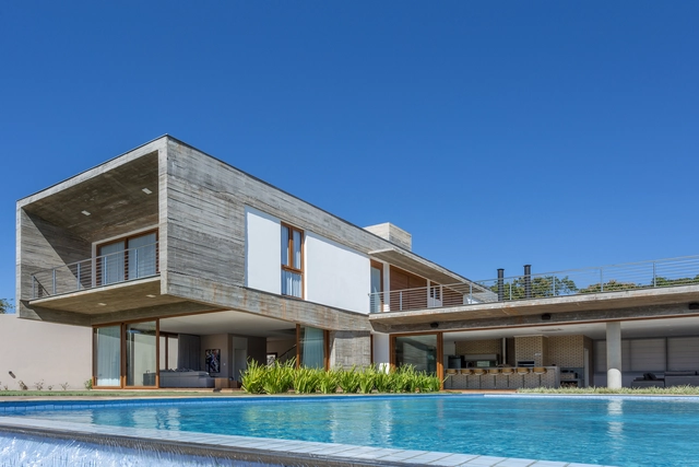 Casa HC / grupo pr - arquitetura e design - Casas, Fachada