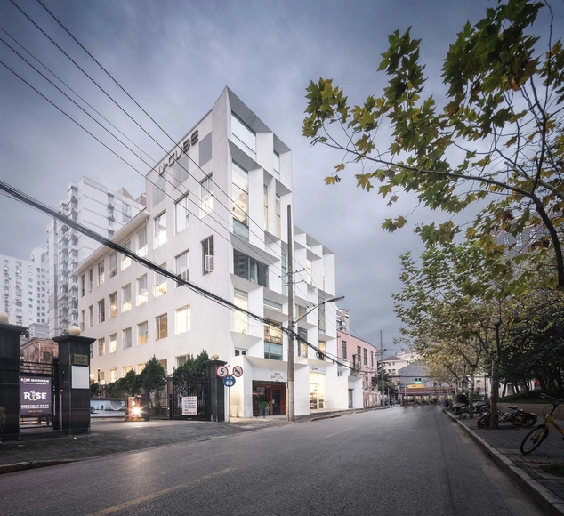 华山路U-CUBE改造 / 上海日清建筑设计 - 更新项目