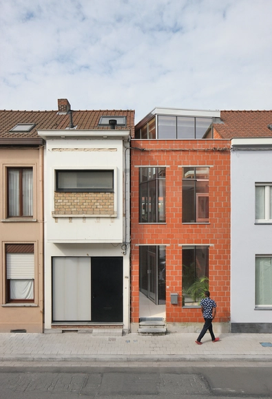 Casa SSK / De Baes Associates + Van Besien Van Noten Architecten - Casas