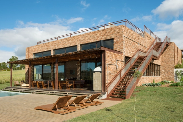 Residência Quinta da Baroneza / Memola Estúdio + Vitor Penha - Casas