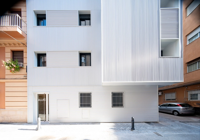Rehabilitación energética de edificio / ariasrecalde taller de arquitectura - Residencial, Patio interior, Fachada, Balcón