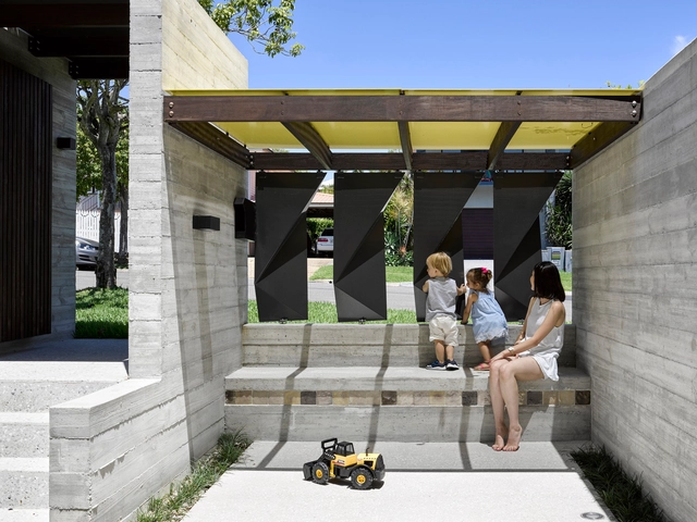 Tarragindi Steel House  / Bligh Graham Architects - Residential