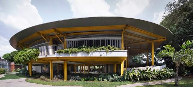 Jardín de niños CCB / MRV Arquitectos - Kindergarten, Patio interior, Fachada, Puerta