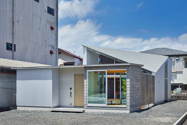 House in Nikko / TAKiBI - Exterior Photography, Houses, Door, Facade