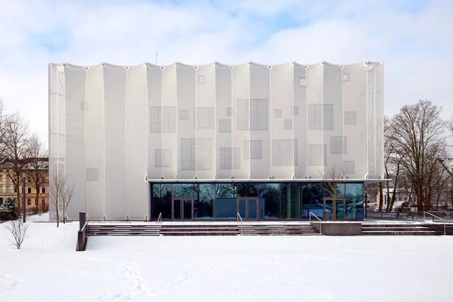 Academia Textil NRW / slapa oberholz pszczulny | sop architekten - Otros Edificios